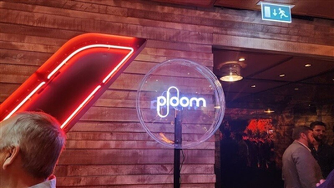 Are Led Hologram Fans Easy To Install? Are Led Hologram Fans Easy To Install?